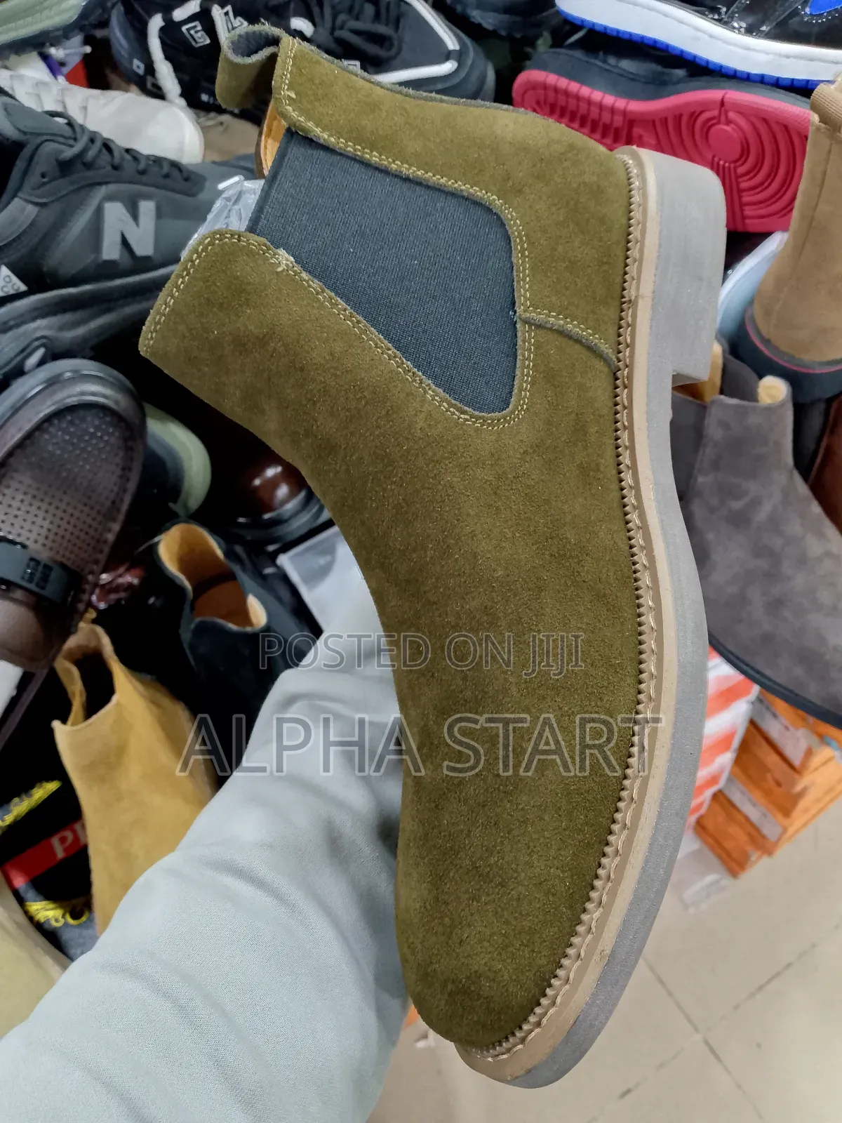 Chelise Boost High Quality Green Shoes for You