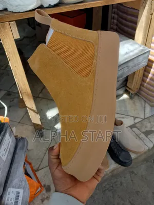 Photo - Chelise High Quality Half Boots for You