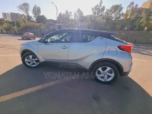 Toyota C-HR 2020 Silver