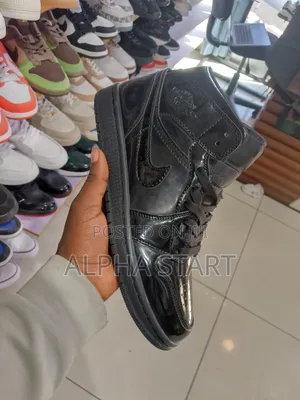 Photo - Air Jordan 1 Full Black High Quality Shoes for You