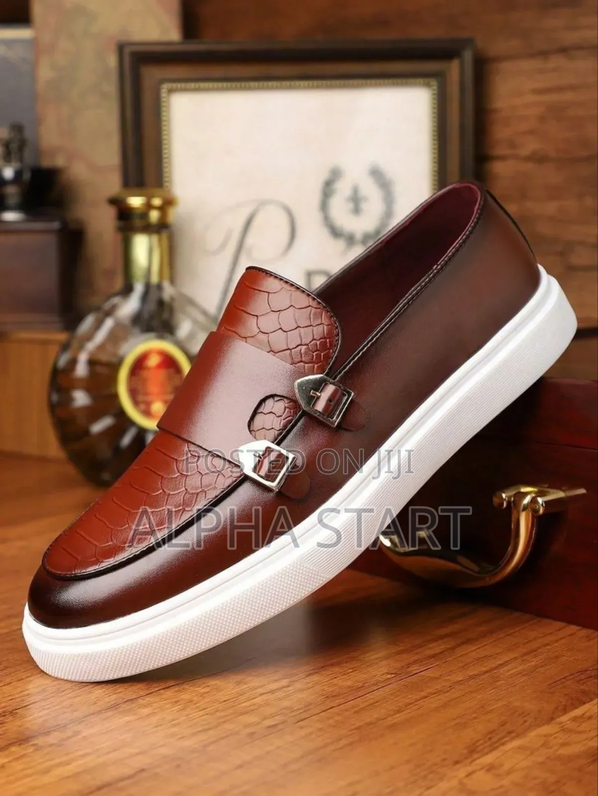 High Quality Lather for Man's