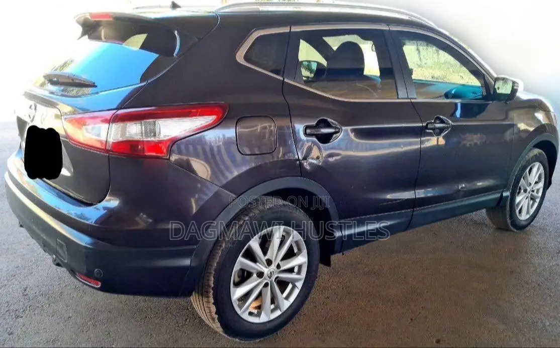 Nissan Qashqai 2016 Brown