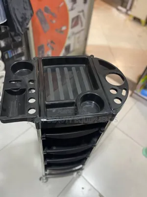 Hair Salon Trolley- የፀጉር ቤት ዕቃ ማስቀመጫ ጋሪ