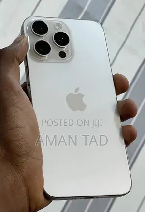 New Apple iPhone 15 Pro Max 256 GB White