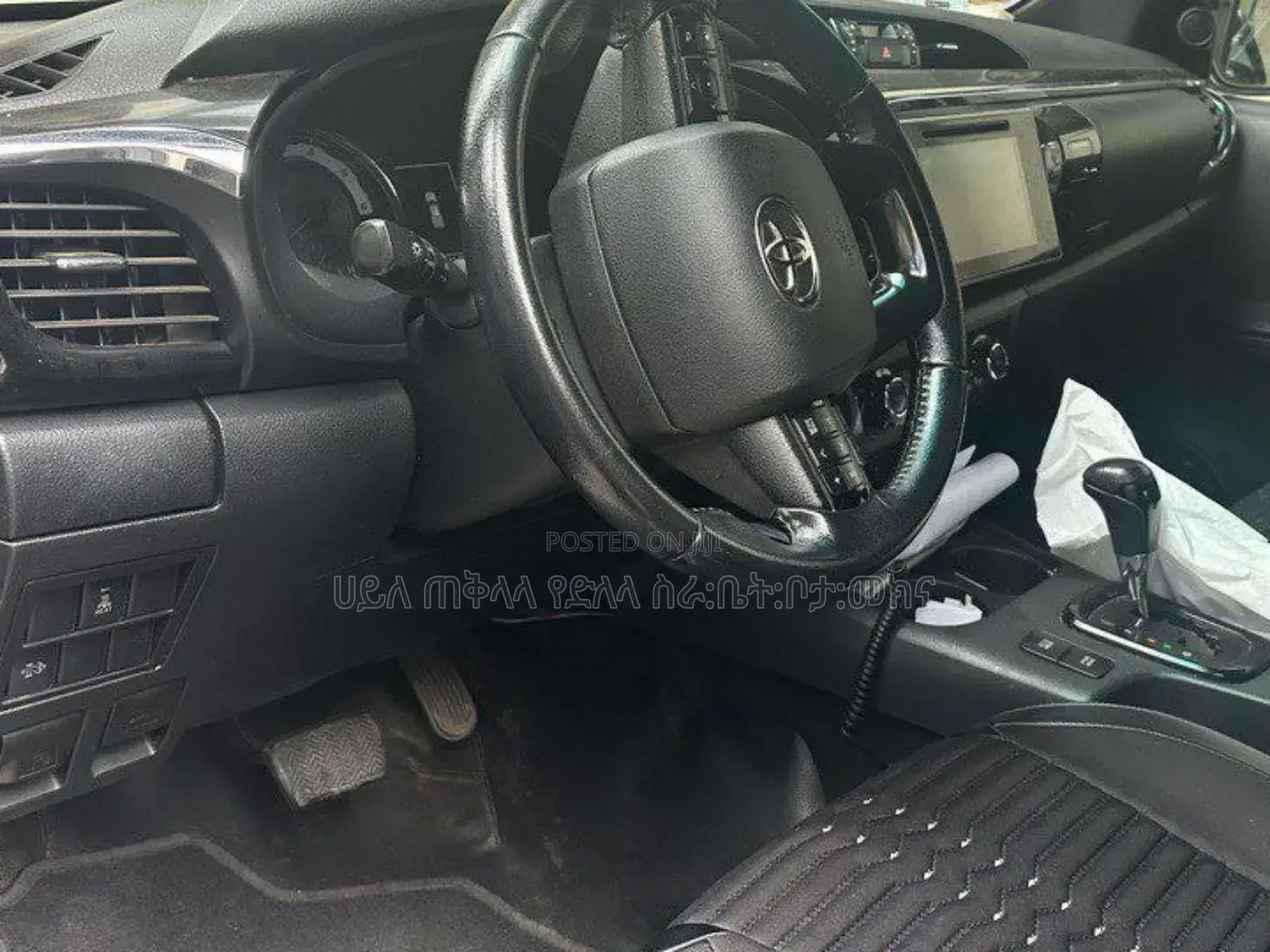 Toyota Hilux 2020 Silver