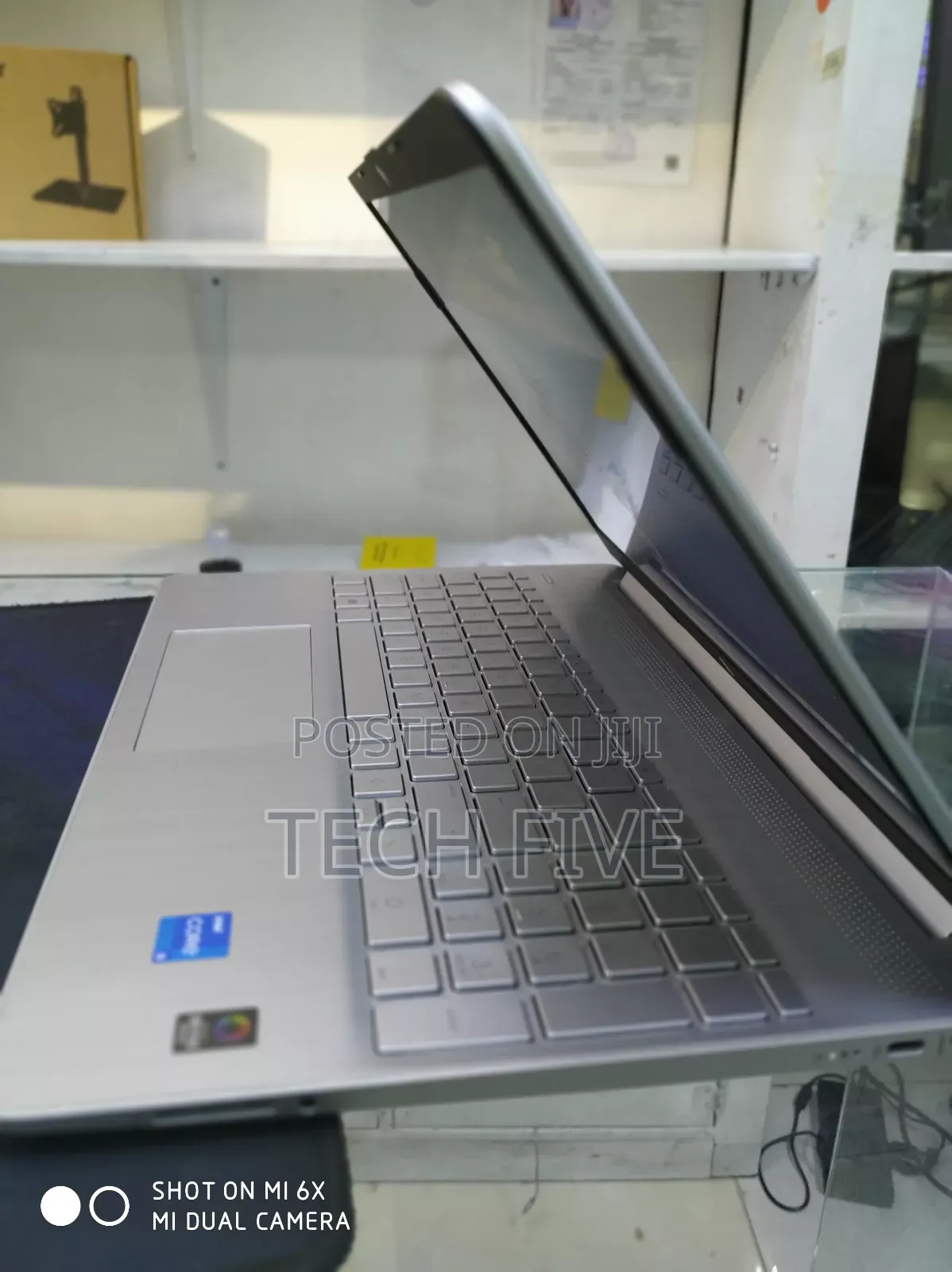 New Laptop HP Stream Notebook 1GB Intel Core I5 SSD 512GB