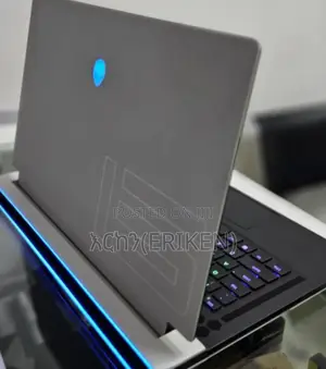 New Laptop Alienware Area-51m 32GB Intel Core I7 SSD 1T