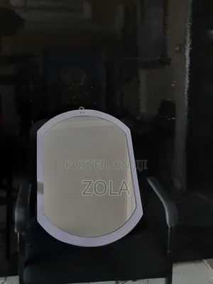 Mirror  መስታወት  ልዩ የገና የበአል ቅናሽ  