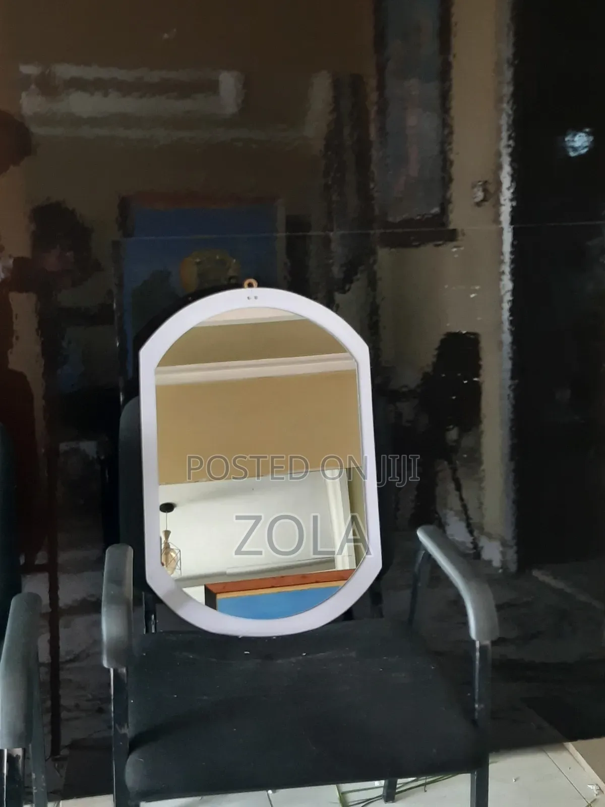 Mirror  መስታወት  ልዩ የገና የበአል ቅናሽ  