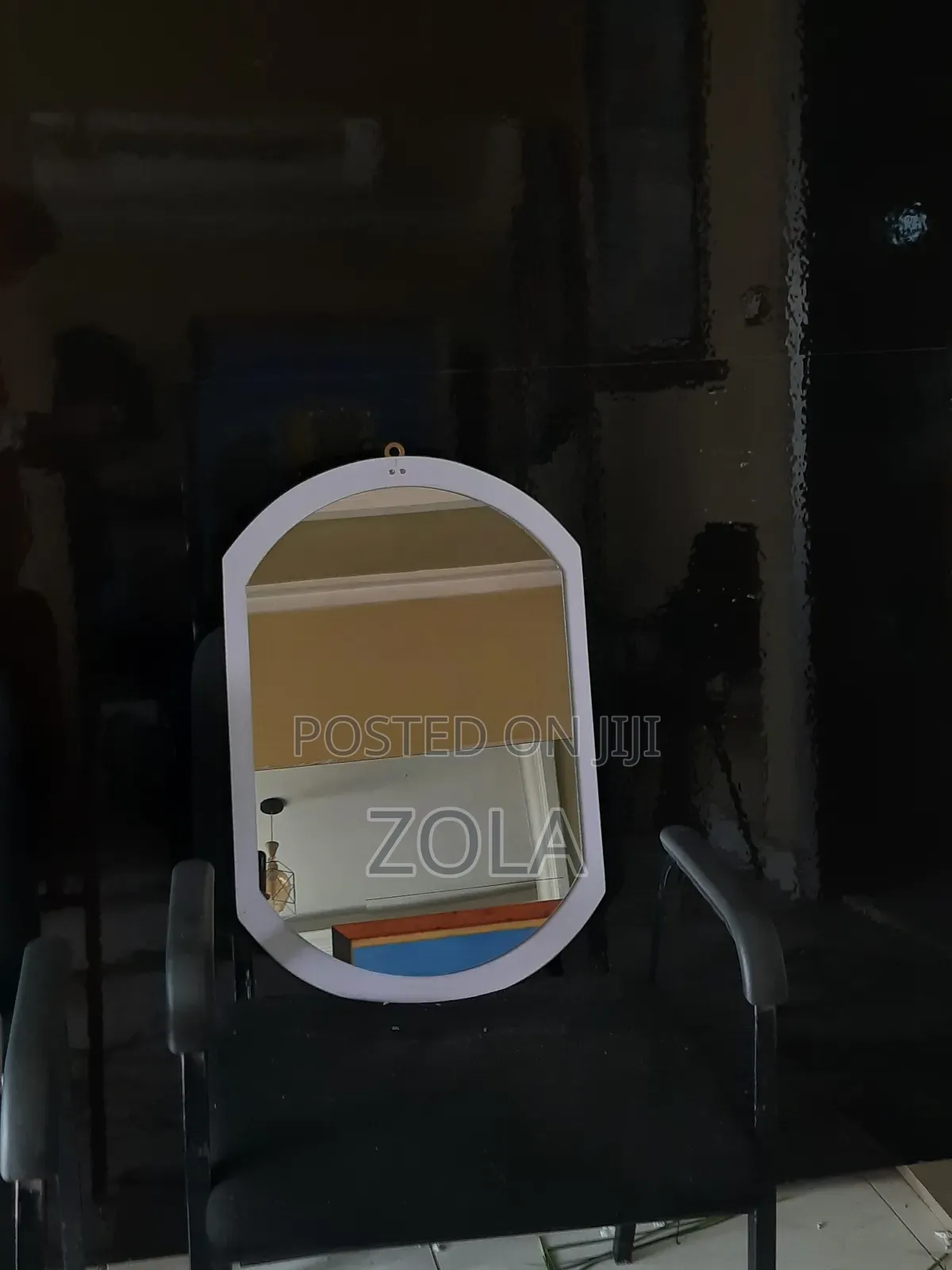 Mirror  መስታወት  ልዩ የገና የበአል ቅናሽ  