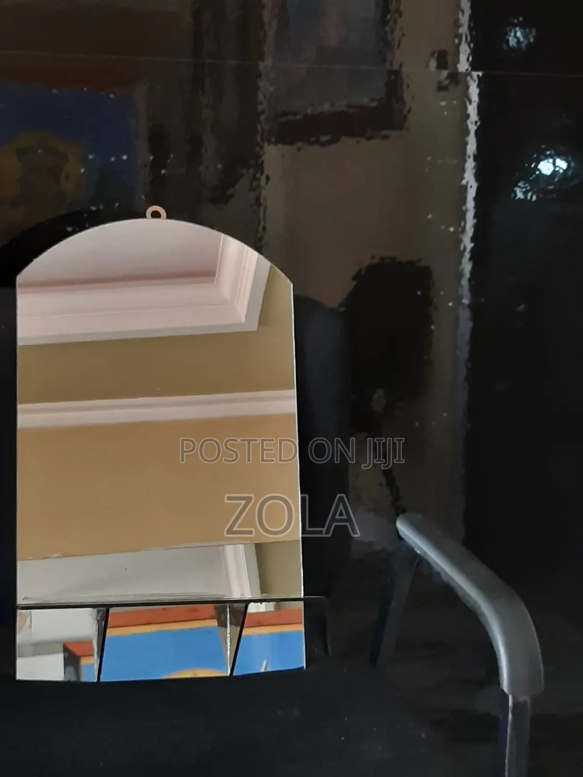 Mirror  መስታወት  ልዩ የገና የበአል ቅናሽ  