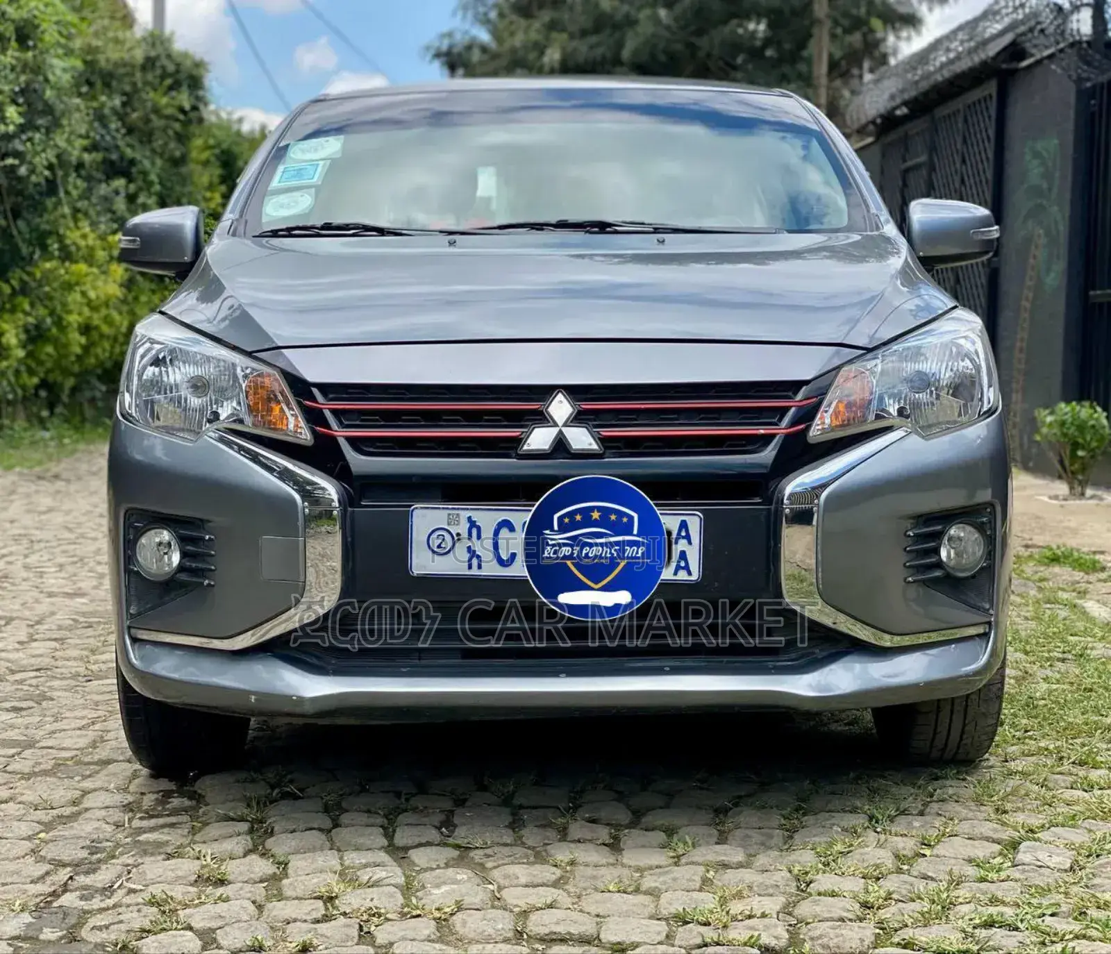 Mitsubishi Attrage 2022 Gray