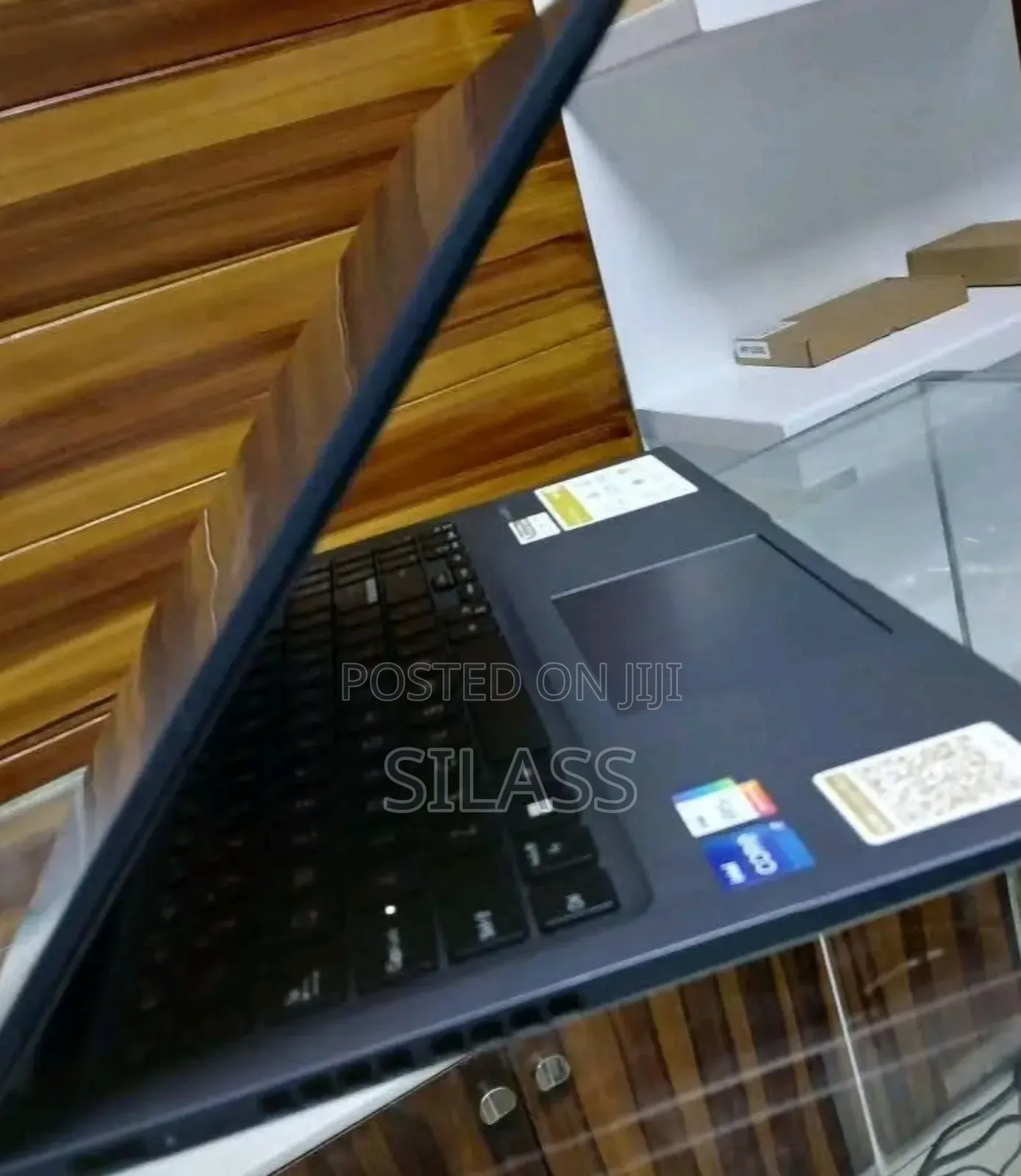 New Laptop Asus VivoBook 15 X505BA 16GB Intel Core I7 SSD 512GB