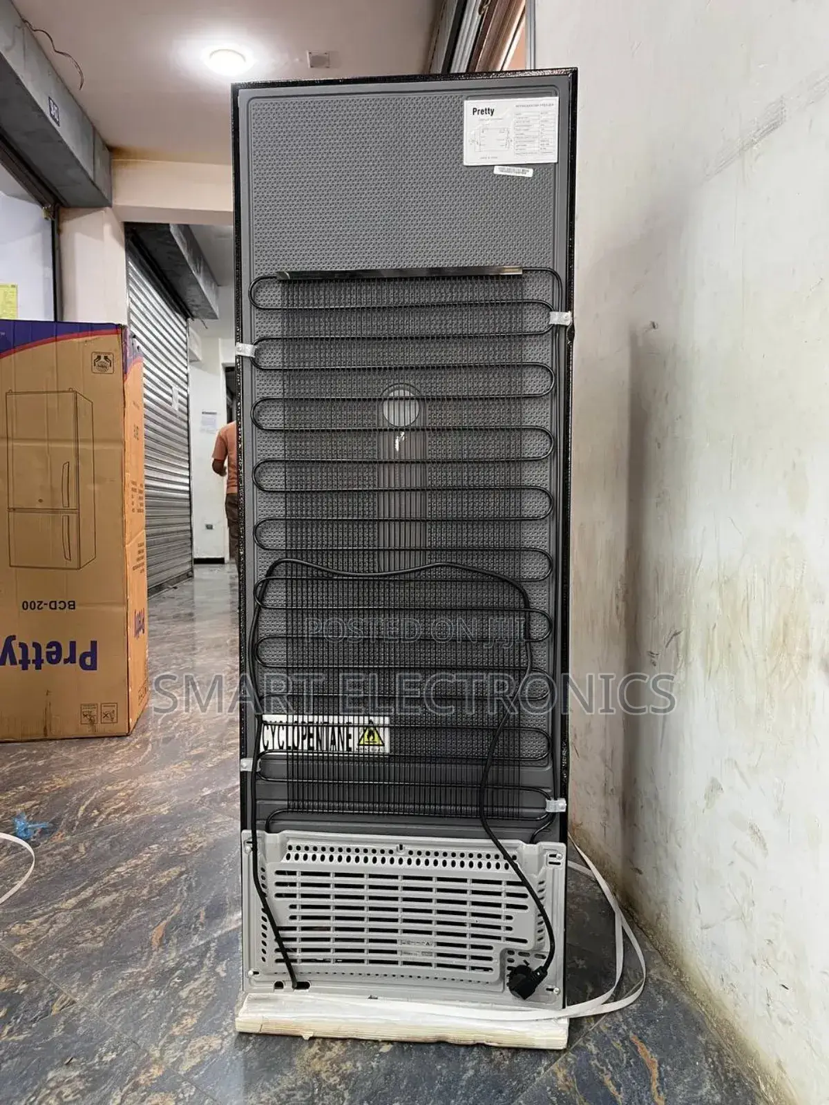 Ppretty Refrigerator 200l