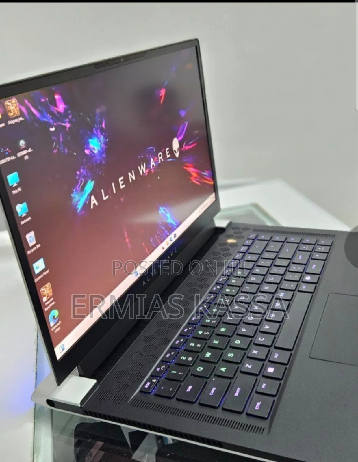 New Laptop Alienware M17x R2 32GB Intel Core I7 SSD 1T