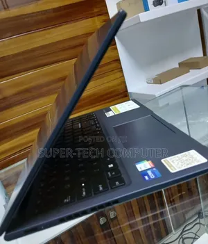 New Laptop Asus VivoBook 15 X505BA 16GB Intel Core I7 SSD 512GB