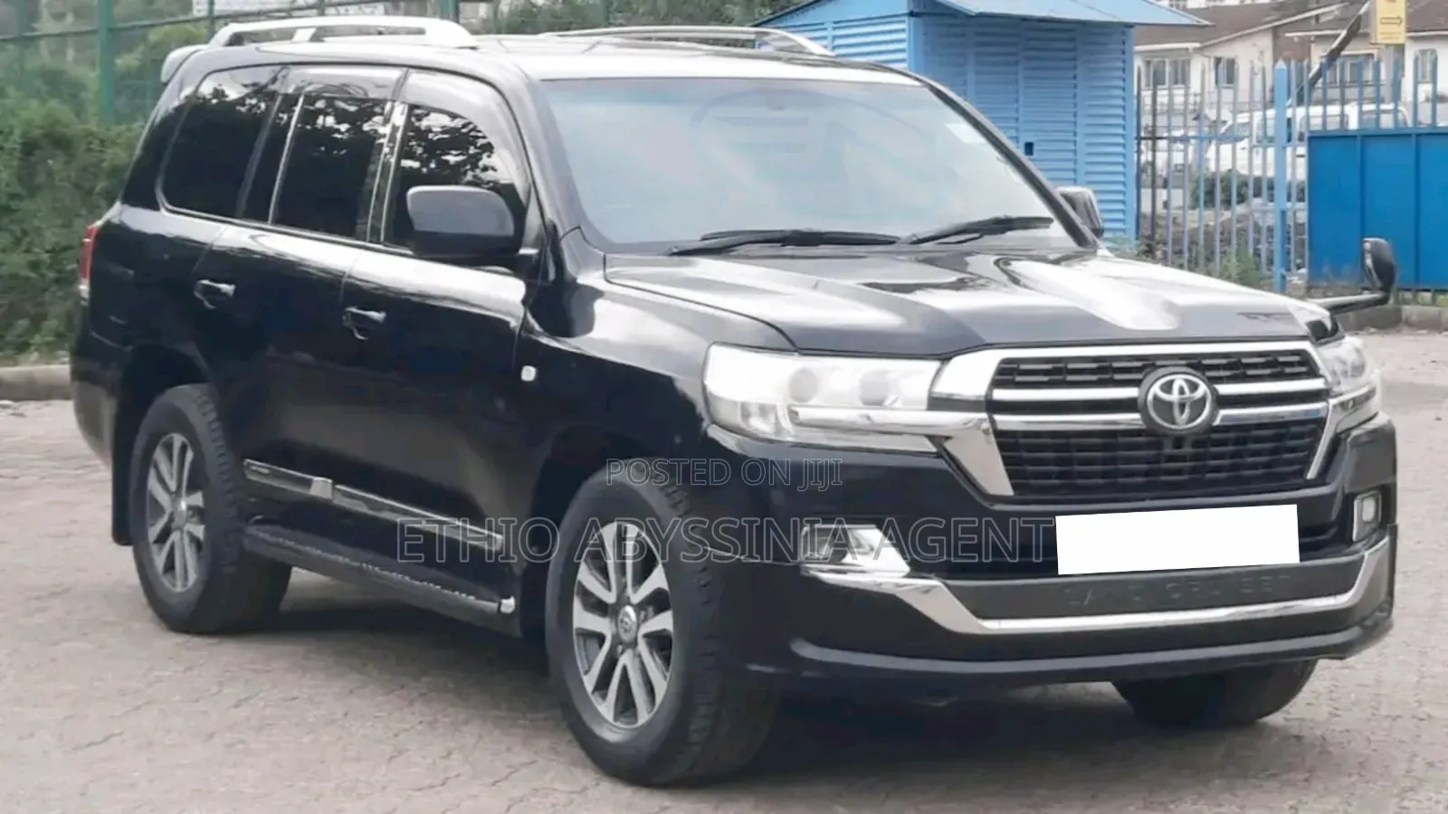 Land Cruiser V8 for Rent