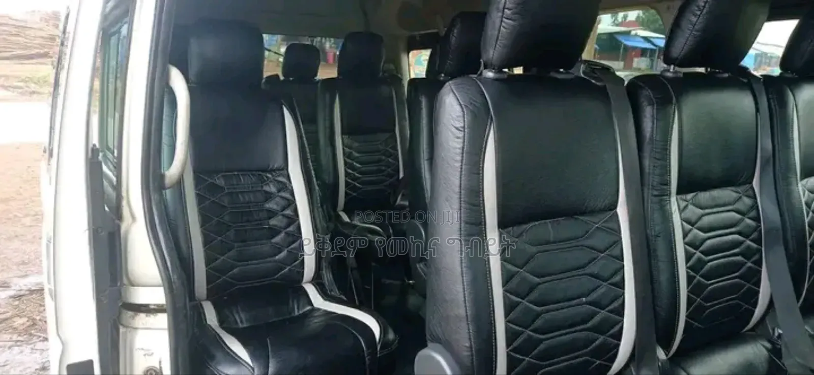 Toyota HiAce 2015 White