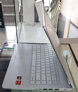 New Laptop HP Stream Notebook 16GB AMD Ryzen 3 SSD 512GB