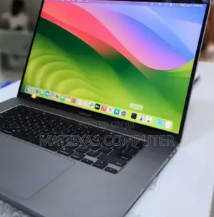 New Laptop Apple MacBook Pro 2019 16GB Intel Core I7 SSD 512GB