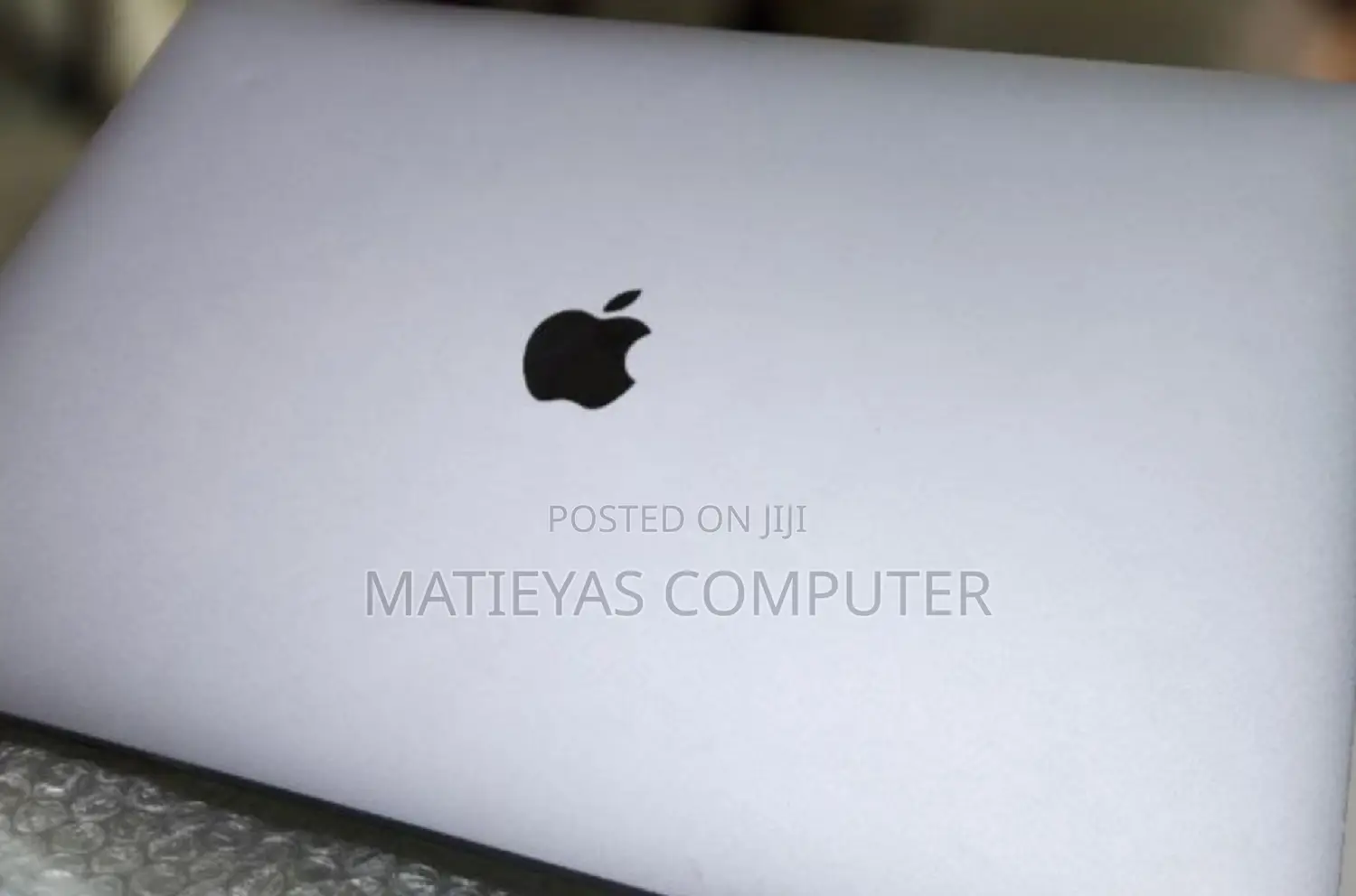 New Laptop Apple MacBook Pro 2019 16GB Intel Core I7 SSD 512GB