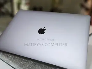 New Laptop Apple MacBook Pro 2019 16GB Intel Core I7 SSD 512GB
