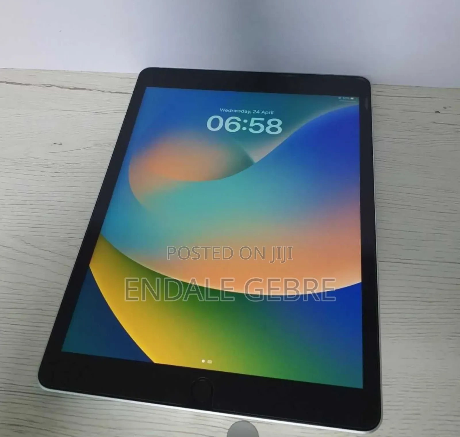 New Apple iPad 10.2 (2019) 64 GB Silver