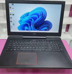 Photo - New Laptop Dell 16GB Intel Core i7 SSD 512GB