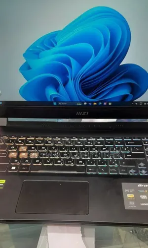 Photo - New Laptop MSI Crosshair 15 B12U 16GB Intel Core I7 SSD 512GB