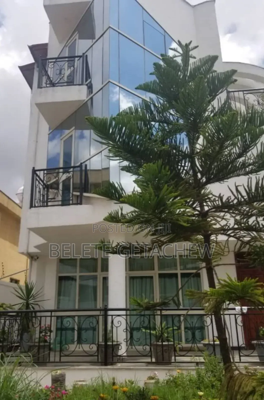 10bdrm House in Cmc Sunshine, Luxury, Bole for sale
