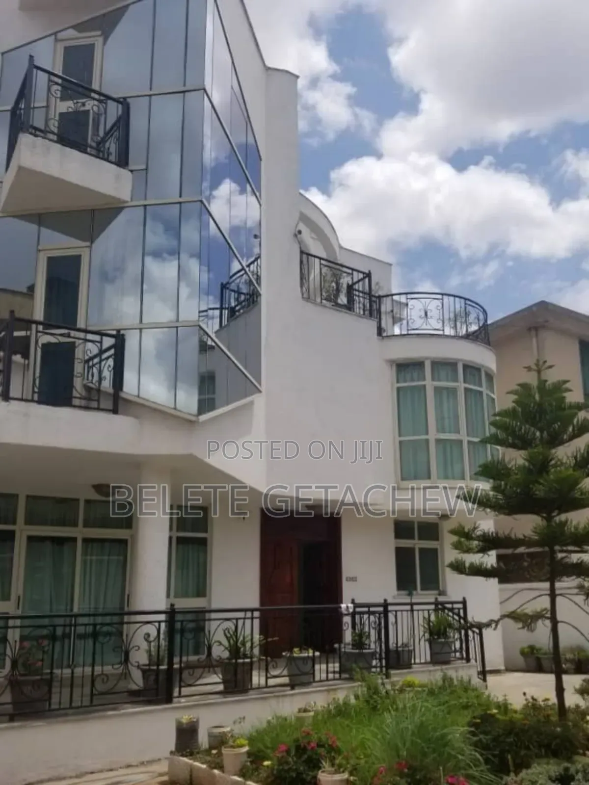 10bdrm House in Cmc Sunshine, Luxury, Bole for sale