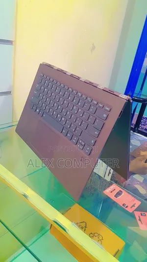 Photo - New Laptop Lenovo Yoga C930 8GB Intel Core I7 SSD 512GB