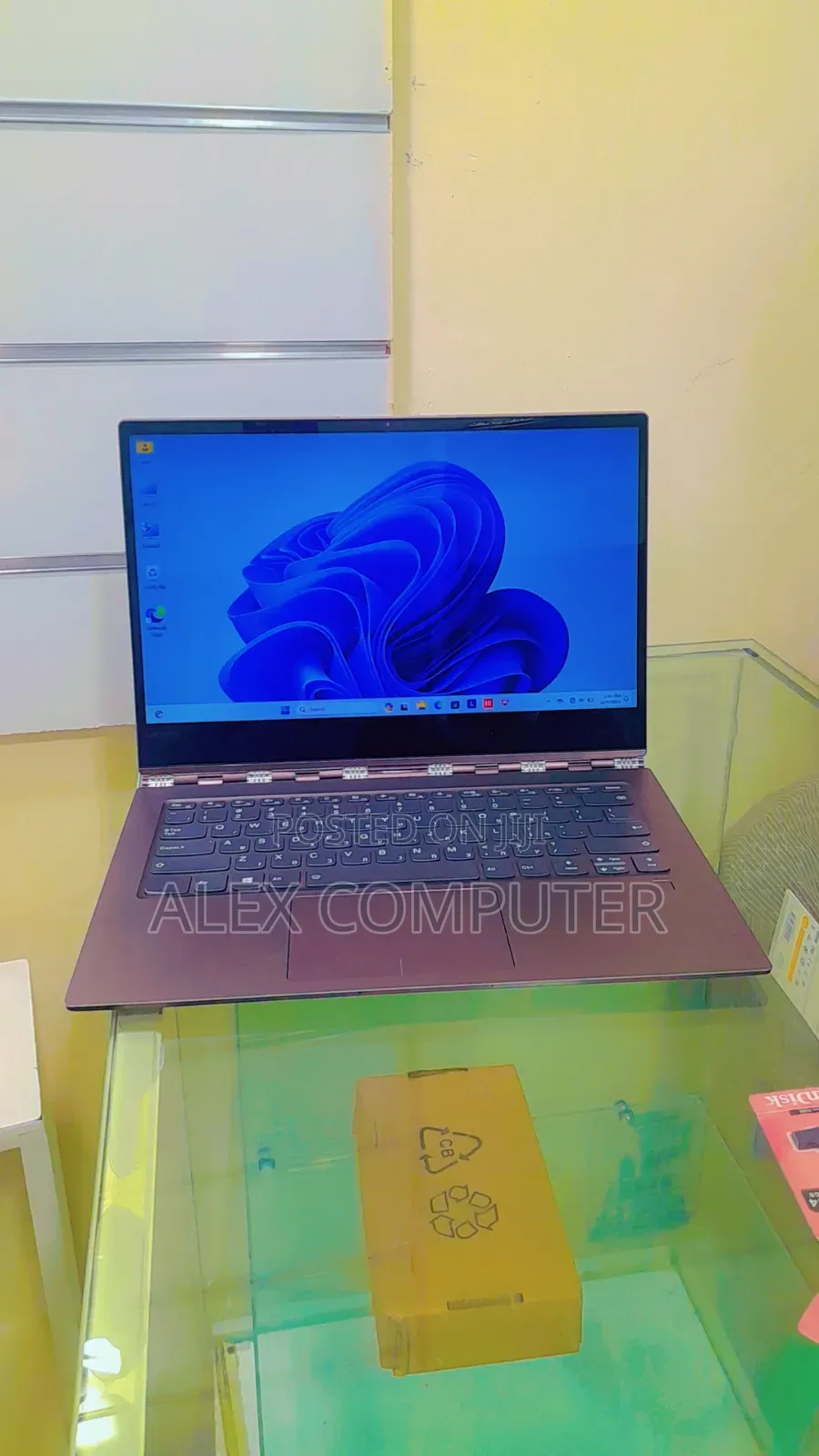 New Laptop Lenovo Yoga C930 8GB Intel Core I7 SSD 512GB