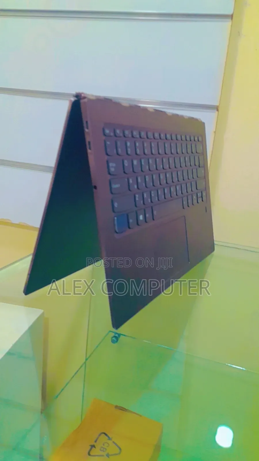 New Laptop Lenovo Yoga C930 8GB Intel Core I7 SSD 512GB