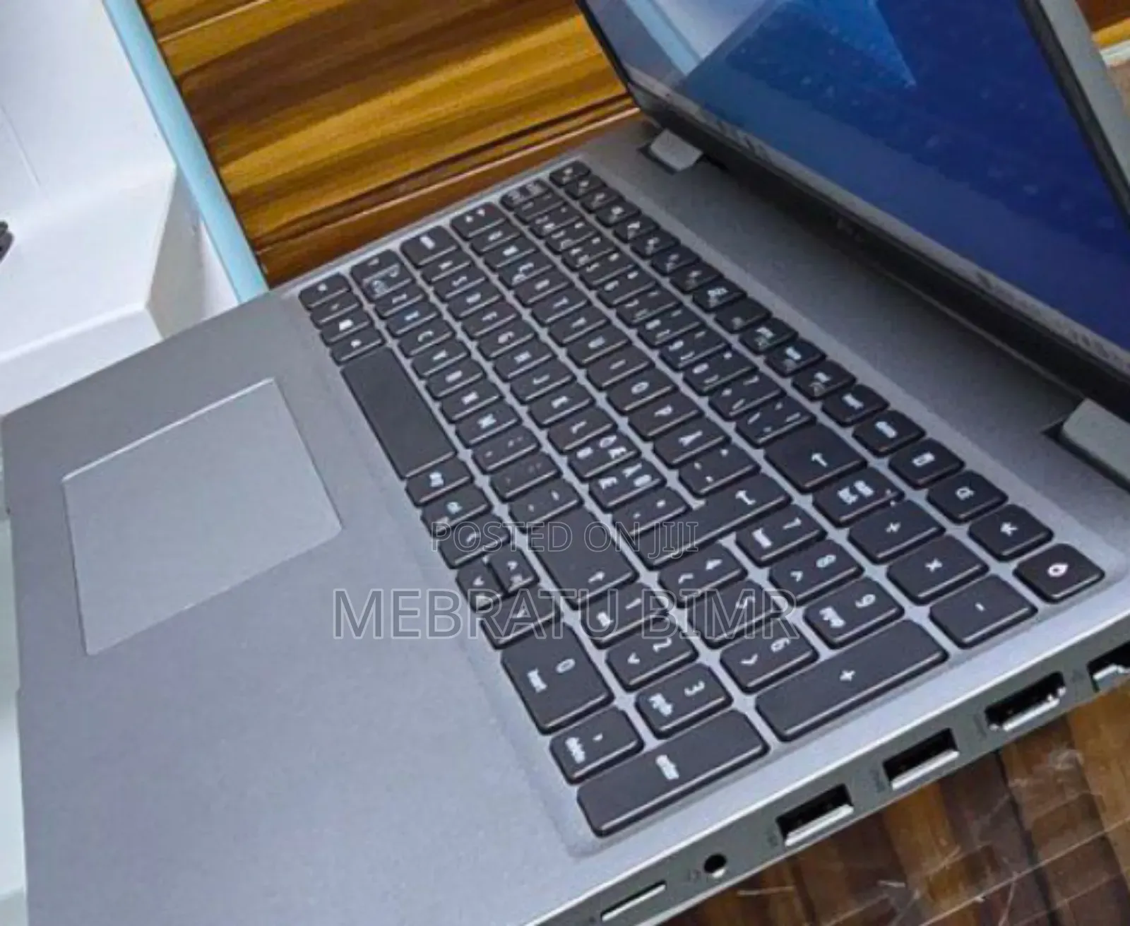 New Laptop Dell Precision 3541 32GB Intel Core I7 SSD 512GB