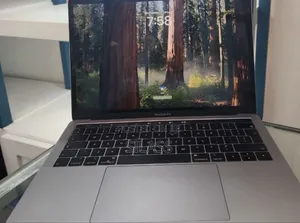 Laptop Apple MacBook Pro 2018 8GB Intel Core I5 SSD 512GB
