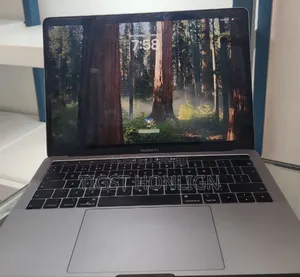 New Laptop Apple MacBook 2018 8GB Intel Core I5 SSD 512GB