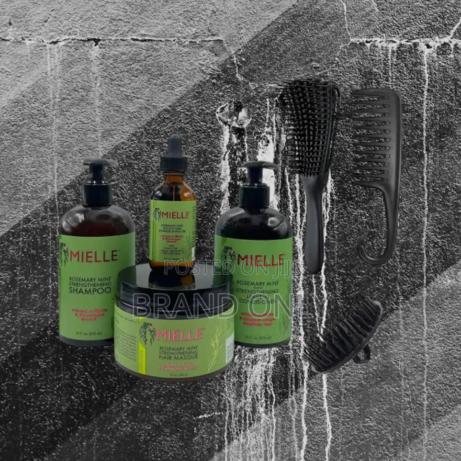 Mielle Conditioner Strengthens and Protects Strands