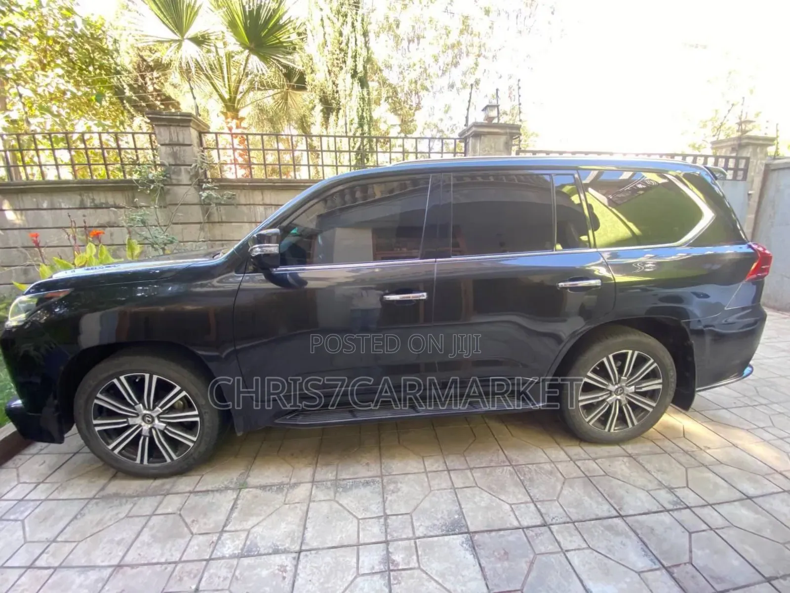 Lexus LX 570 AWD 2020 Black