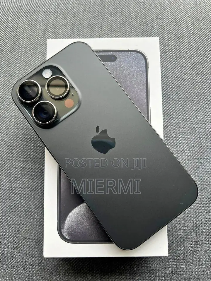 New Apple iPhone 15 Pro 128 GB Black