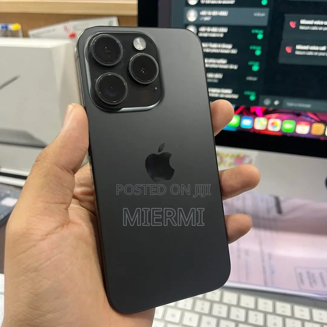 New Apple iPhone 15 Pro 128 GB Black