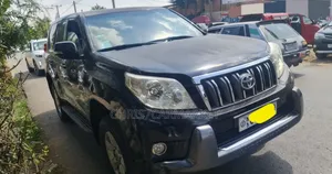 Photo - Toyota Land Cruiser Prado 3.0 TD 2013 Black