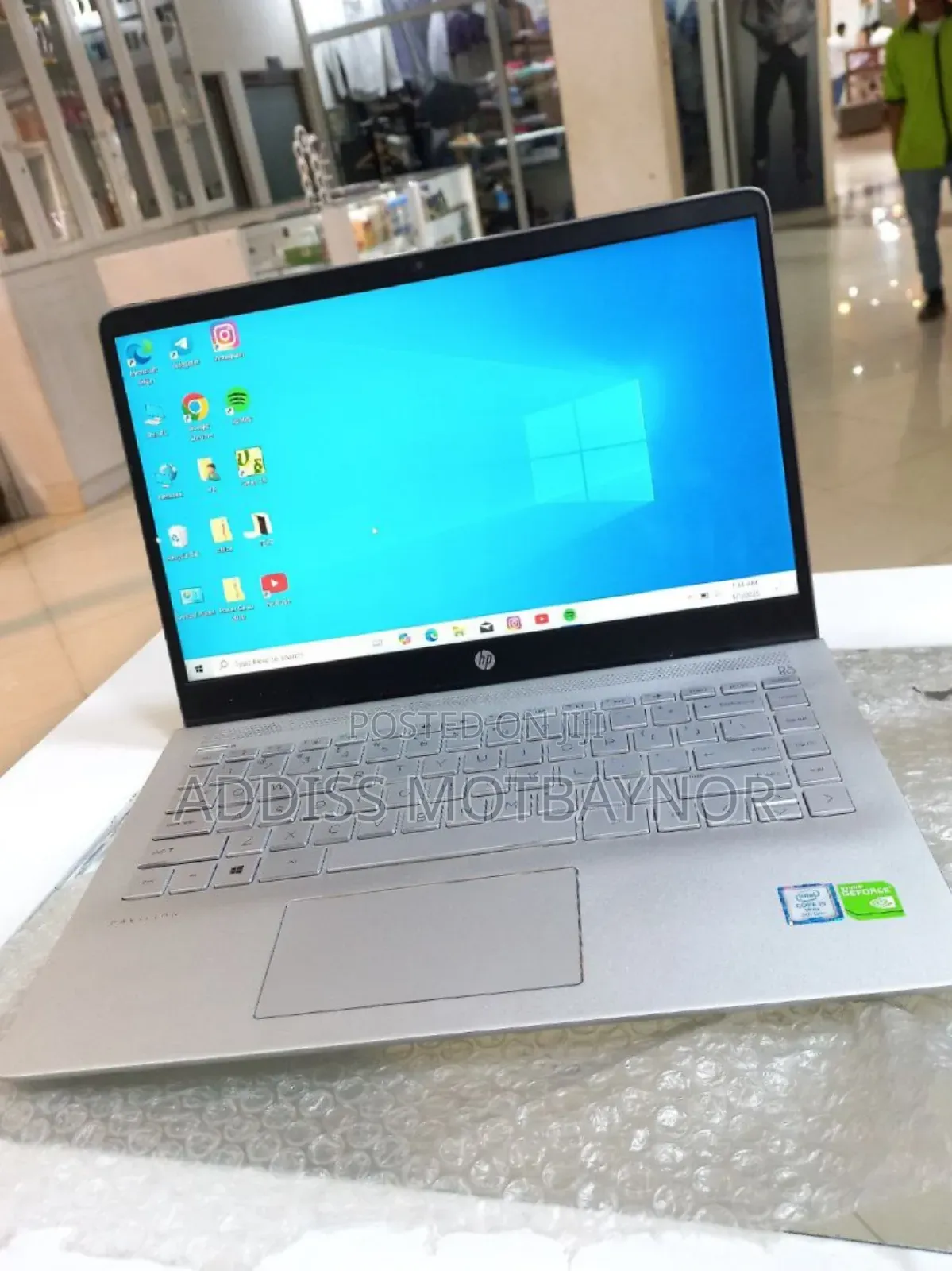 New Laptop HP Pavilion 15 8GB Intel Core I5 HDD+SSD 500GB