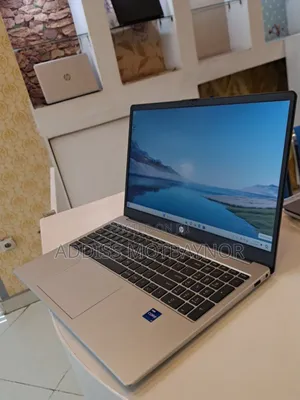 Photo - New Laptop HP Pro X2 612 16GB Intel Core I7 SSD 1T