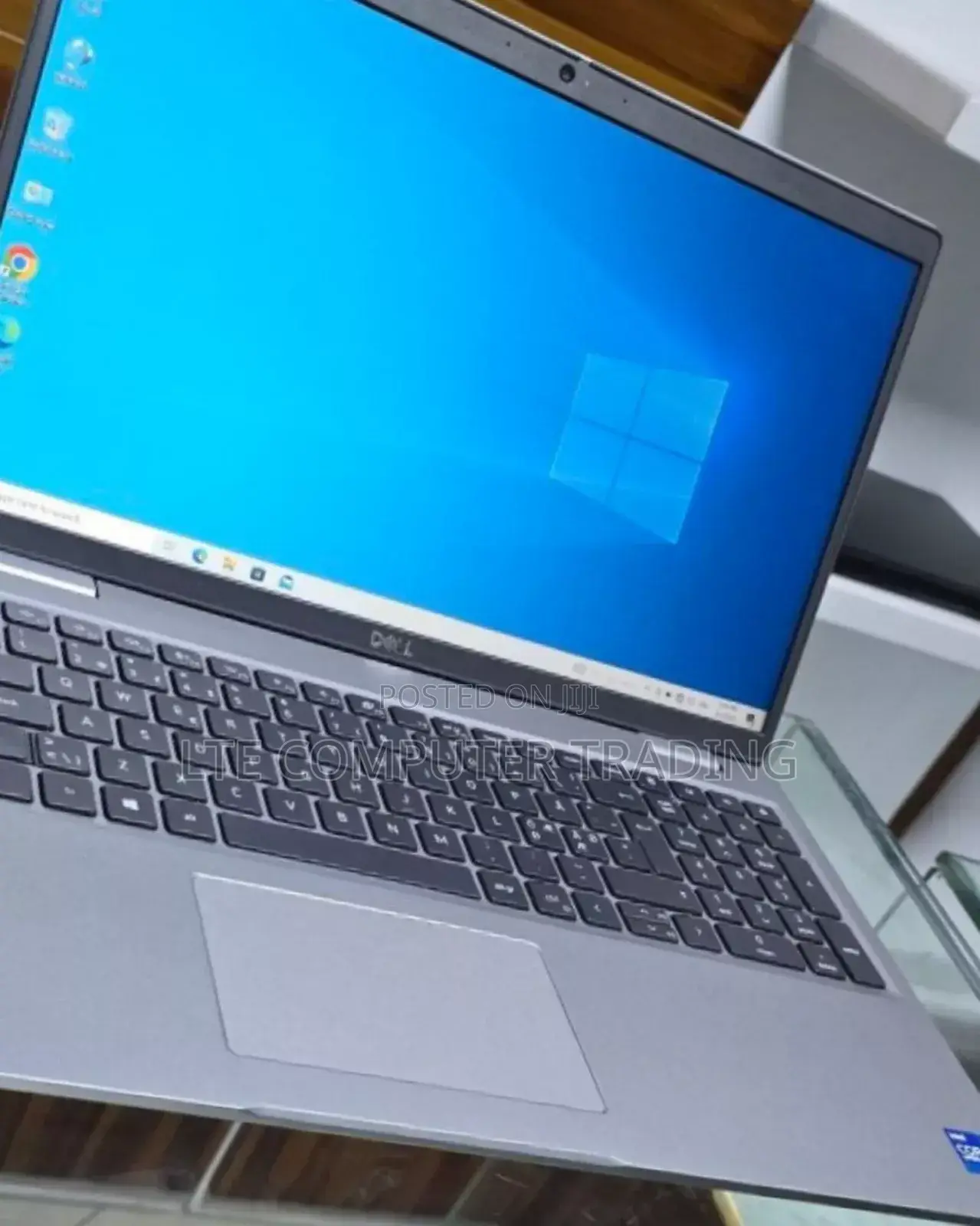 New Laptop Dell Precision 15 3520 16GB Intel Core I7 SSD 512GB