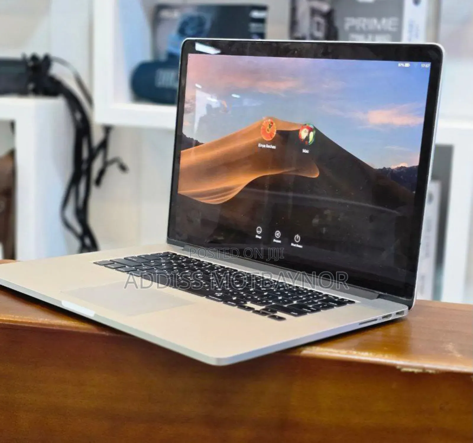 New Laptop Apple MacBook 2015 16GB Intel Core I7 SSD 512GB