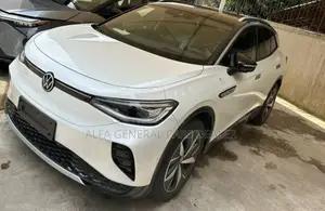 Photo - New Volkswagen ID.4 2024 White