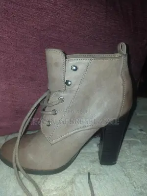 Ankel Boots
