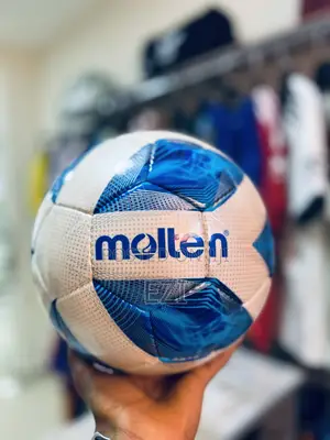 Photo - Molten Original Pakistan Ball