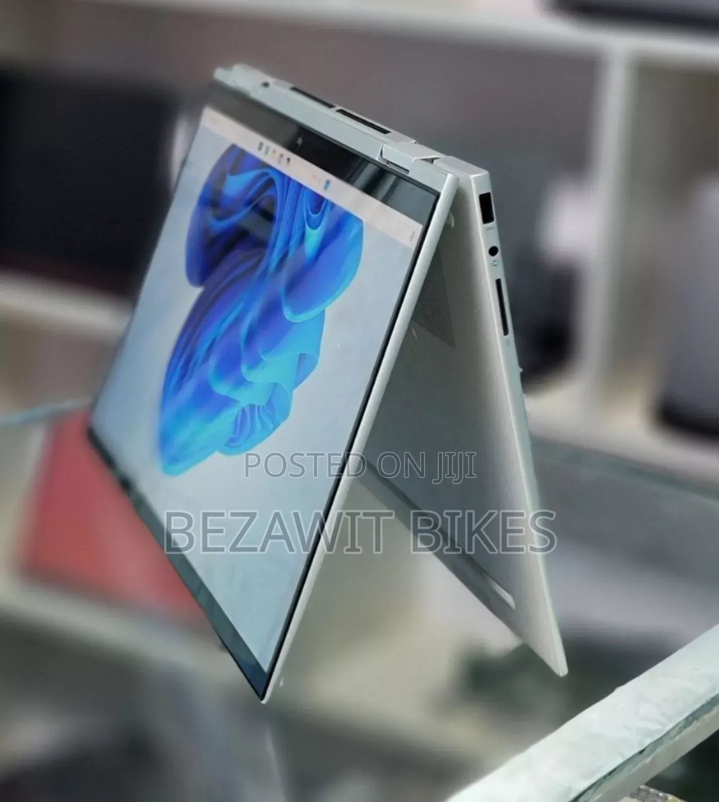 New Laptop HP Envy X360 8GB Intel Core I5 SSD 512GB